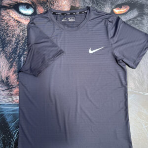 Camiseta Nike Gris