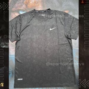 Camiseta Nike Negra Camuflada